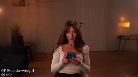 Snapshot of _mariarty_ chatting on 12, 10, 2025 Marie -   -25 discount online show from 12, 10, 2025