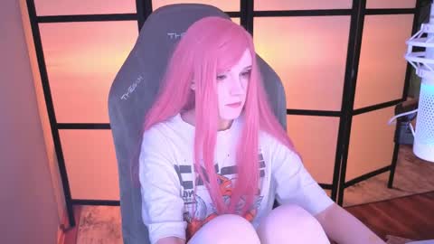 Mariko online show from 23, 4, 2026