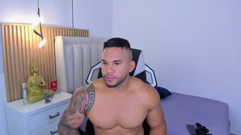 Snapshot of _matthew_santos_ chatting on 18, 3, 2026 _matthew_santos_ online show from 18, 3, 2026