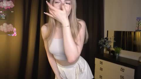 Elva and Kate  online show from 17, 12, 2025