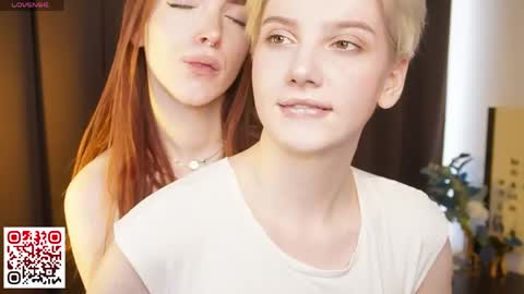 Elva and Kate  online show from 3, 5, 2026