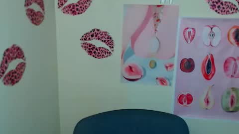 Snapshot of _megasta chatting on 14, 12, 2025 Susie online show from 14, 12, 2025