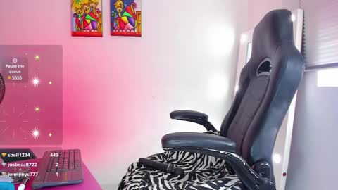 Juli online show from 22, 1, 2025