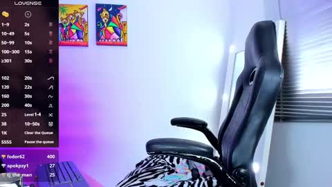 Juli online show from 27, 2, 2025