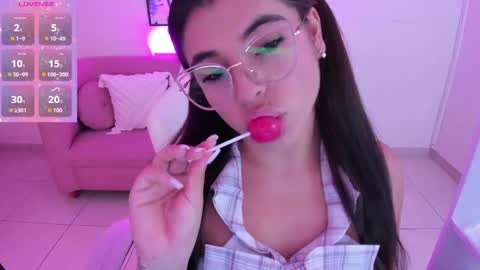 Snapshot of _mia_blue_18_ chatting on 12, 9, 2025  MIa blue 18  online show from 12, 9, 2025