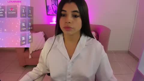 Snapshot of _mia_blue_18_ chatting on 15, 9, 2025  MIa blue 18  online show from 15, 9, 2025