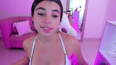  MIa blue 18  online show from 16, 12, 2025