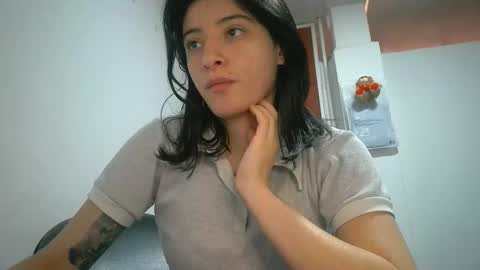 Mia-foster online show from 16, 1, 2026