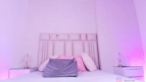 Mia  online show from 14, 3, 2026