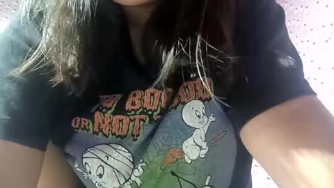 Snapshot of _milkytitsmomxx_ chatting on 28, 12, 2024 _milkytitsmomxx_ online show from 28, 12, 2024