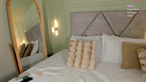 kimberley cruz online show from 4, 10, 2025