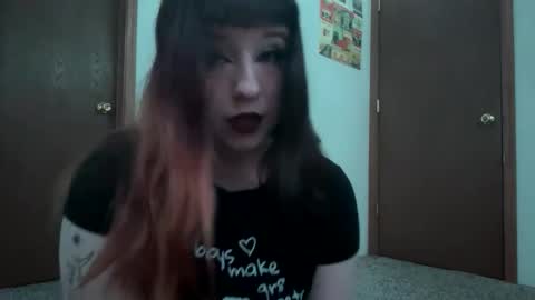 _miss_marie_ online show from 18, 11, 2025