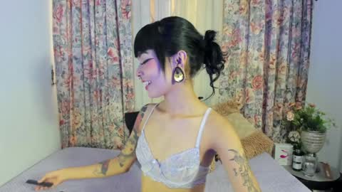 mizuki  online show from 16, 12, 2024