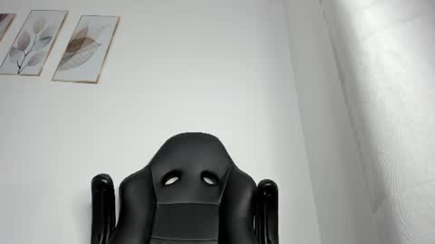 _molly_rosse_ online show from 29, 6, 2026