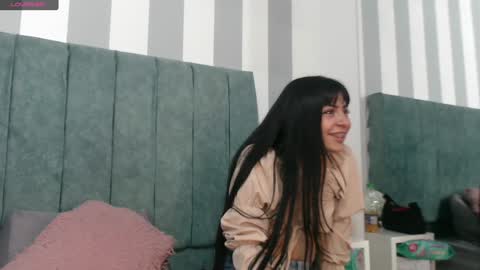 Molly online show from 10, 1, 2025