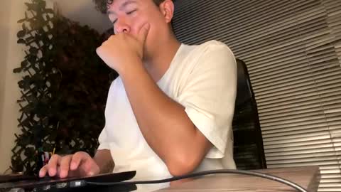 Snapshot of _mr_panda_ chatting on 5, 12, 2024 Panda  online show from 5, 12, 2024