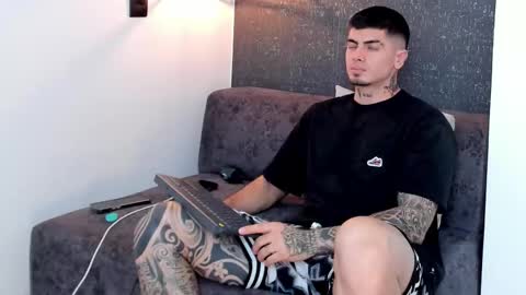 _mrcock_ online show from 4, 10, 2025