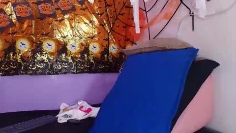 Luna online show from 17, 10, 2025