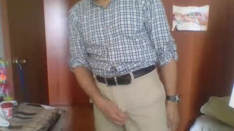 _nake_me online show from 21, 4, 2026