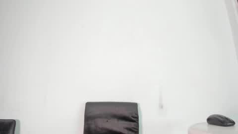 shantall online show from 2, 2, 2025