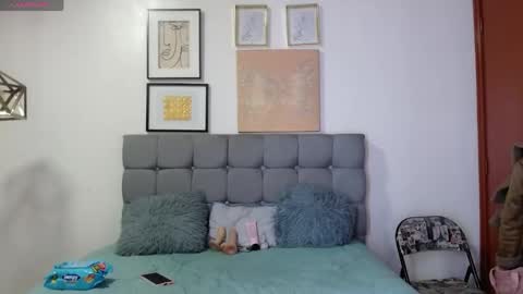 _naomi_s online show from 2, 5, 2026