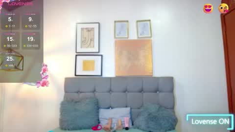 _naomi_s online show from 4, 5, 2026