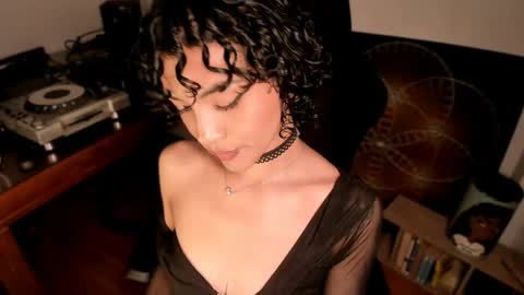 Nati - Independ model online show from 5, 6, 2026