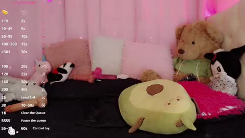 _natsuki online show from 30, 1, 2025