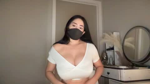 naty19 online show from 10, 7, 2026