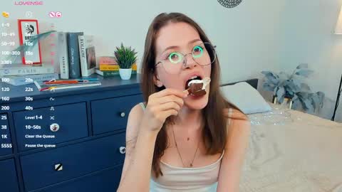 Ashley online show from 6, 5, 2026