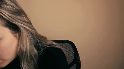 Snapshot of _nicole_new chatting on 29, 10, 2025 Nica online show from 29, 10, 2025