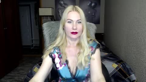 Snapshot of _night_fantasy_ chatting on 5, 12, 2024 Donella    online show from 5, 12, 2024