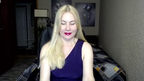Snapshot of _night_fantasy_ chatting on 19, 2, 2025 Donella    online show from 19, 2, 2025