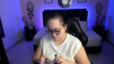 Olivia jones online show from 13, 5, 2026