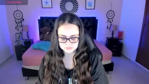 Olivia jones online show from 30, 6, 2026