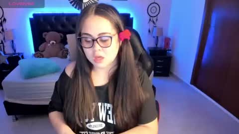 Olivia jones online show from 7, 7, 2026