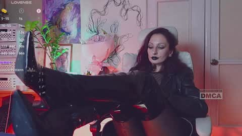 Snapshot of _owner_ chatting on 18, 12, 2024 The Supreme Goddess Rose online show from 18, 12, 2024