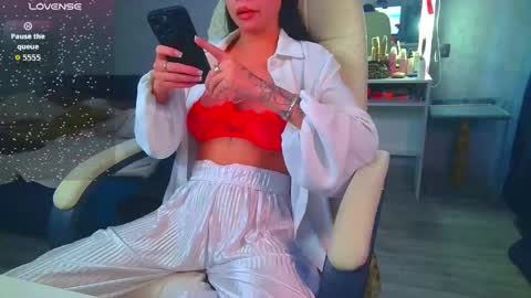 Ilona online show from 13, 5, 2026