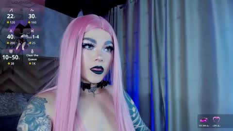 Snapshot of _raven_black chatting on 24, 10, 2025 Raven online show from 24, 10, 2025