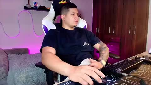 Roberto online show from 12, 3, 2025