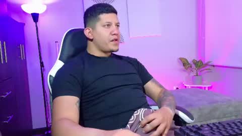 Roberto online show from 17, 7, 2026