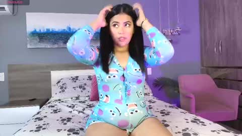 _samantagomez online show from 11, 3, 2025