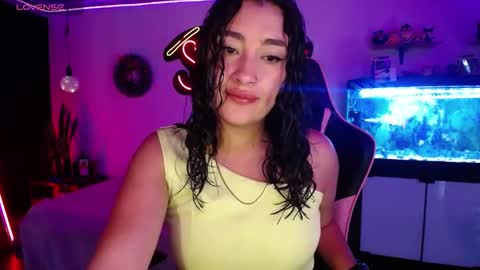 Snapshot of _santalove_ chatting on 17, 12, 2024 SantaLove online show from 17, 12, 2024