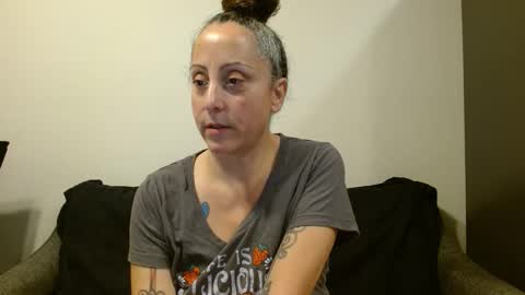 Sara Lynn online show from 16, 5, 2026