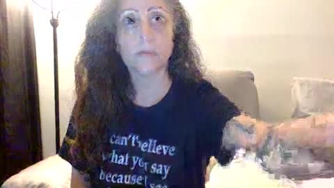 Sara Lynn online show from 5, 8, 2026