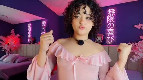 Snapshot of _sarahrose chatting on 4, 4, 2026 Sara online show from 4, 4, 2026