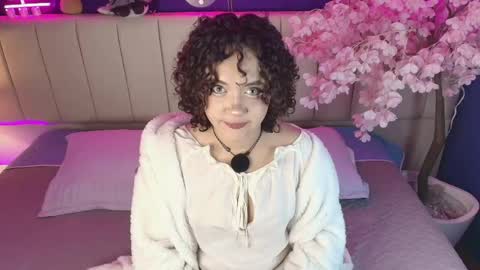 Snapshot of _sarahrose chatting on 15, 4, 2026 Sara online show from 15, 4, 2026
