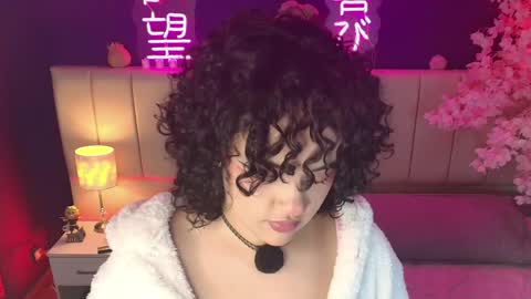 Snapshot of _sarahrose chatting on 21, 4, 2026 Sara online show from 21, 4, 2026
