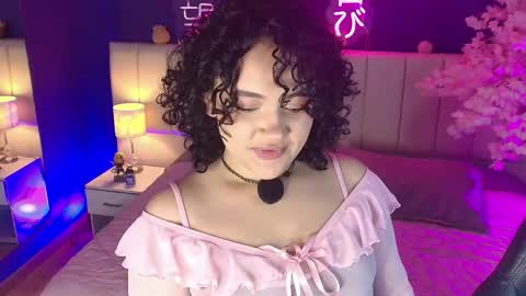 Snapshot of _sarahrose chatting on 25, 4, 2026 Sara online show from 25, 4, 2026