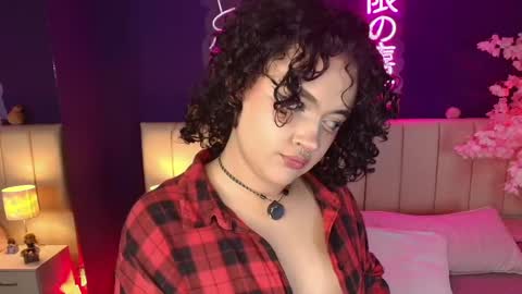 Snapshot of _sarahrose chatting on 2, 5, 2026 Sara online show from 2, 5, 2026